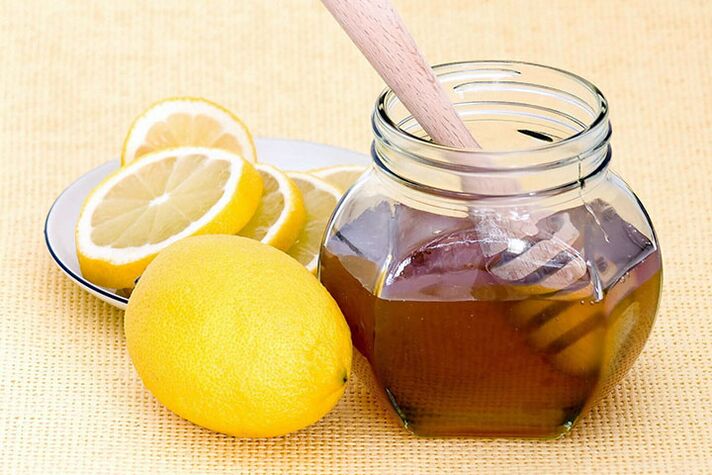 Le citron et le miel sont les ingrédients d'un masque qui illumine et raffermit parfaitement la peau du visage